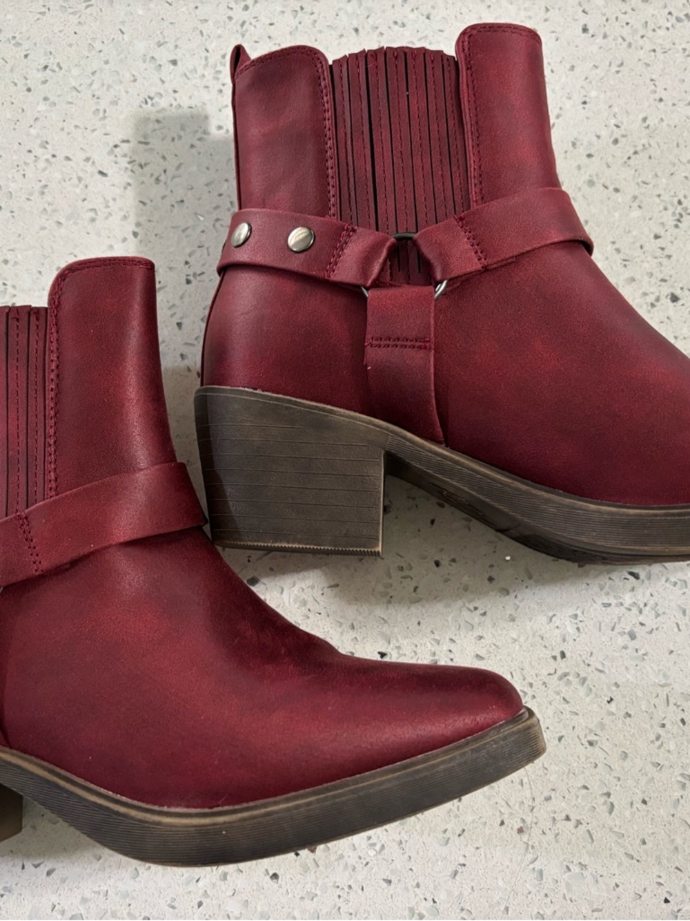 True Craft Women's Burgundy Ankle Boots with Low Block Heel New - Picture 2 of 7
